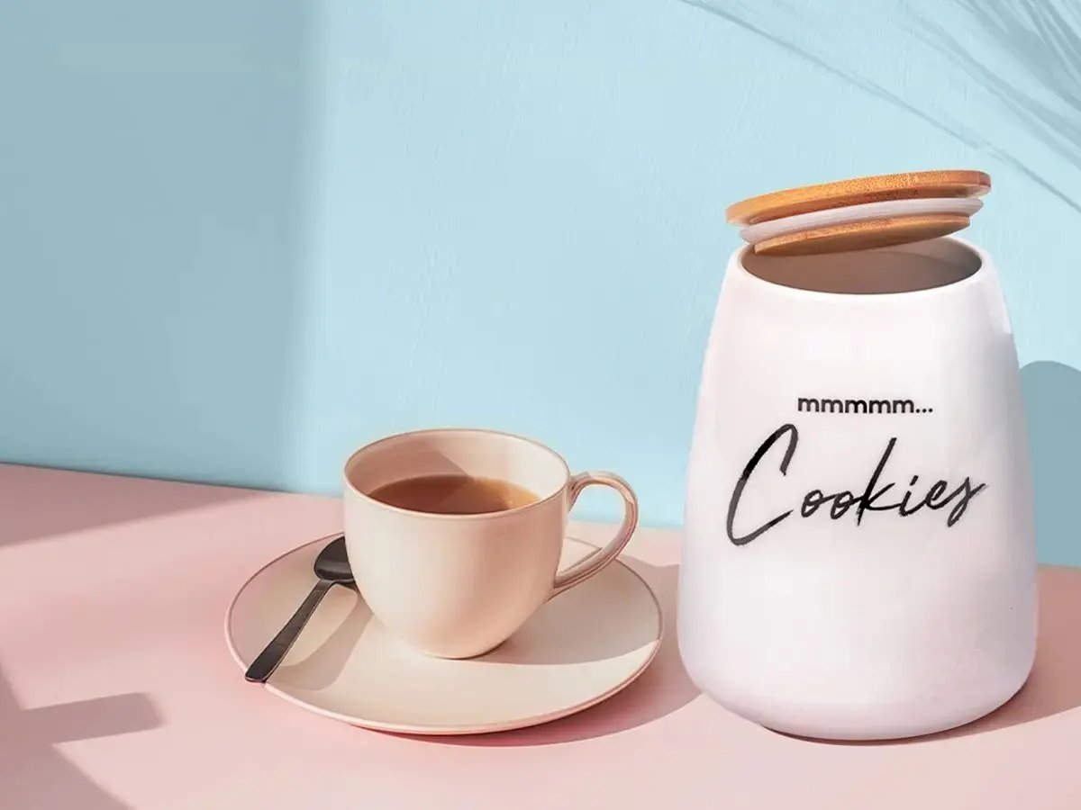 Ceramic Biscuit / Cookie Jar Fifth Fork AU